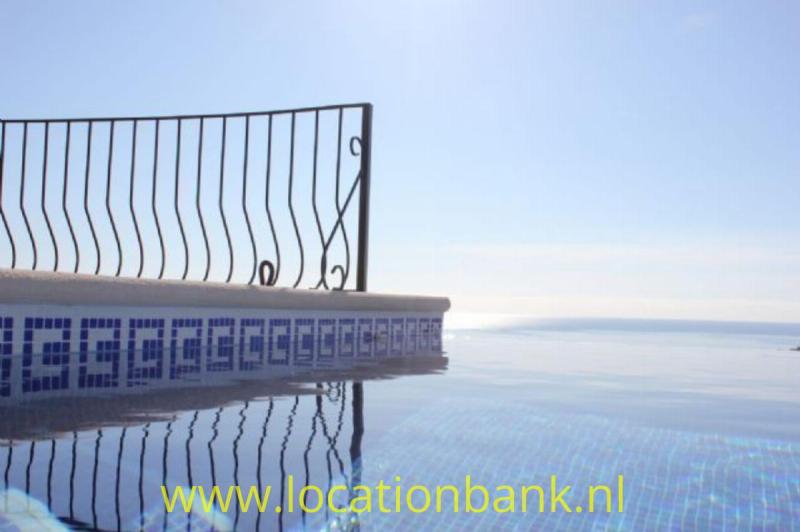 Spaanse villa's voor fotoshoots en filmopnamen in de zon