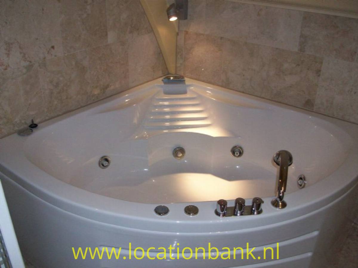 Jacuzi