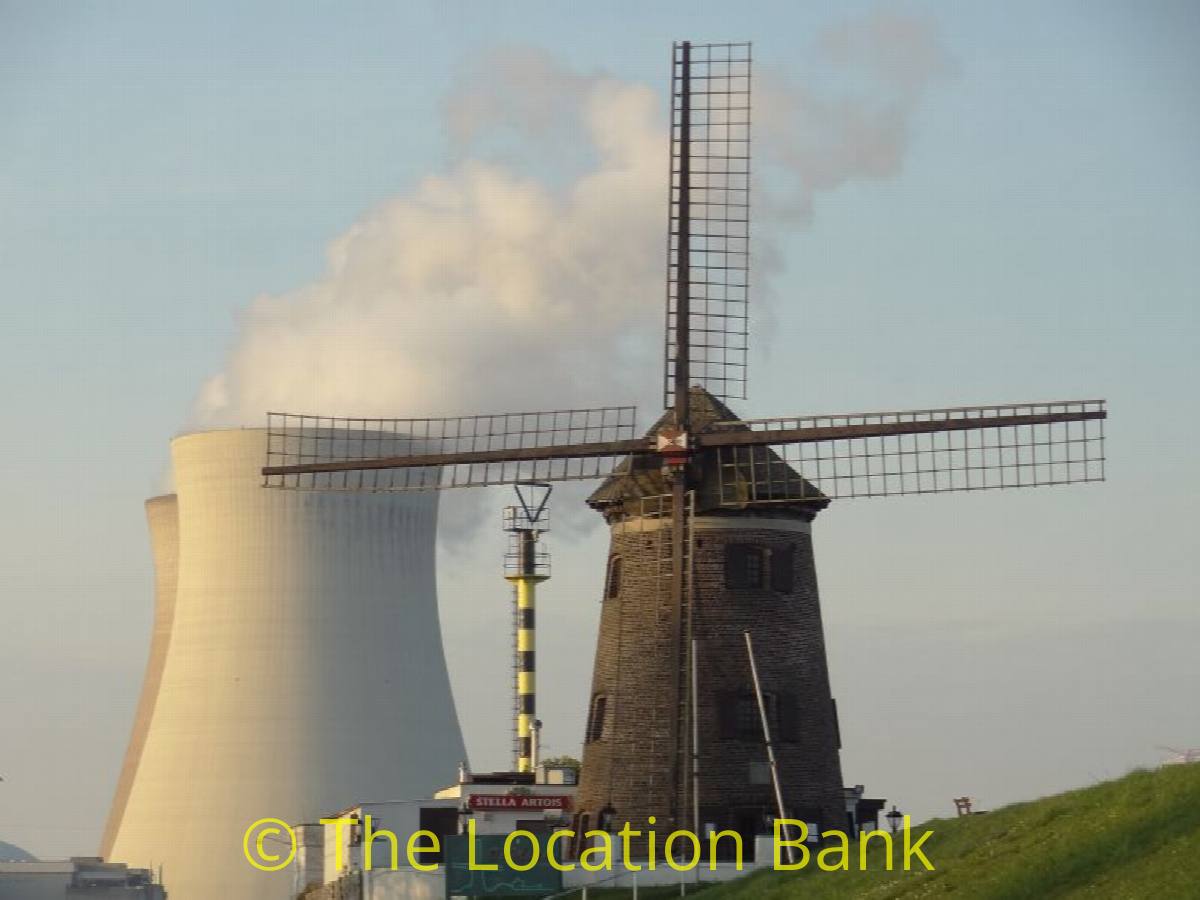 Windmill und Fabrik