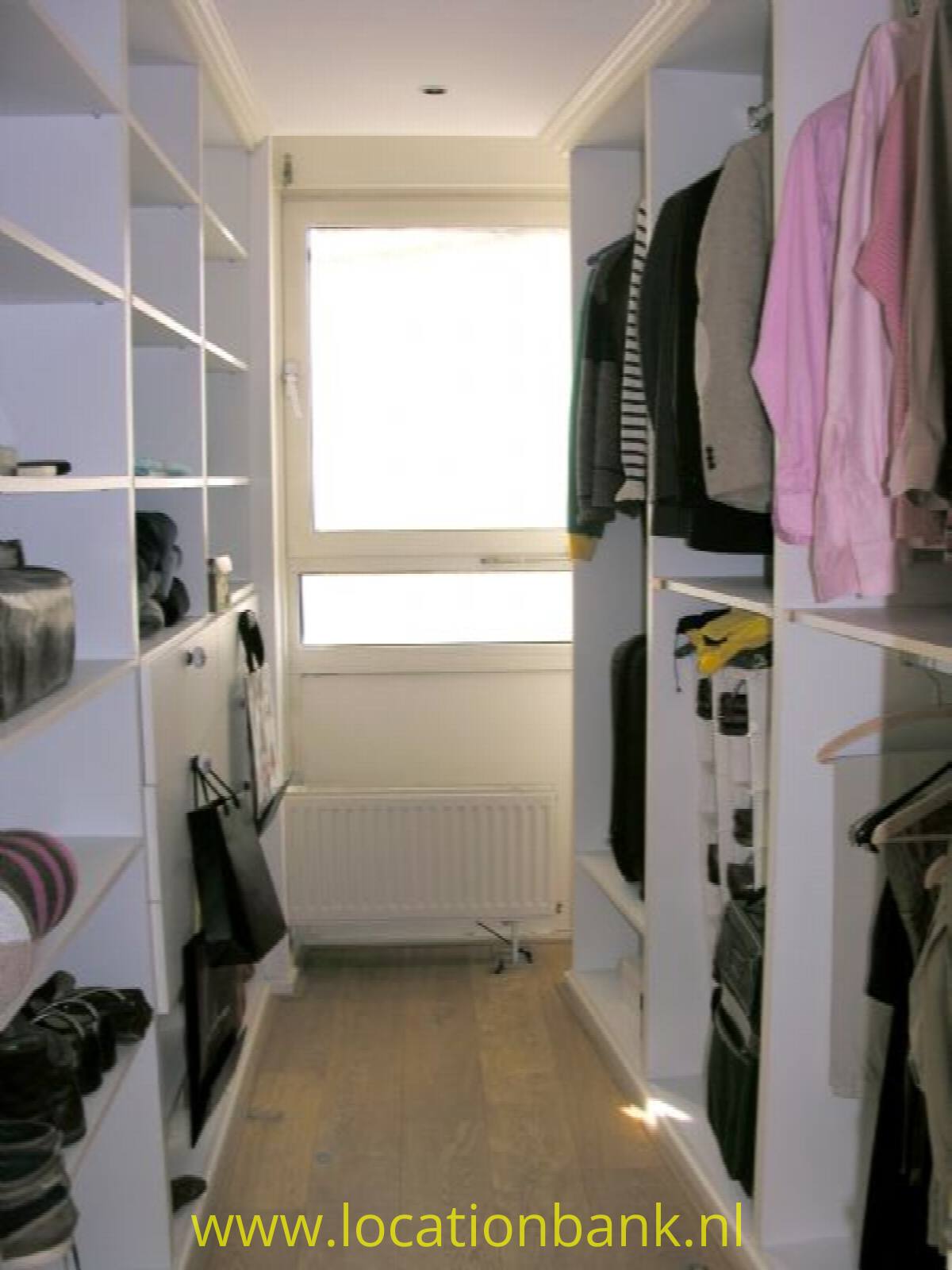 walk-in-closet