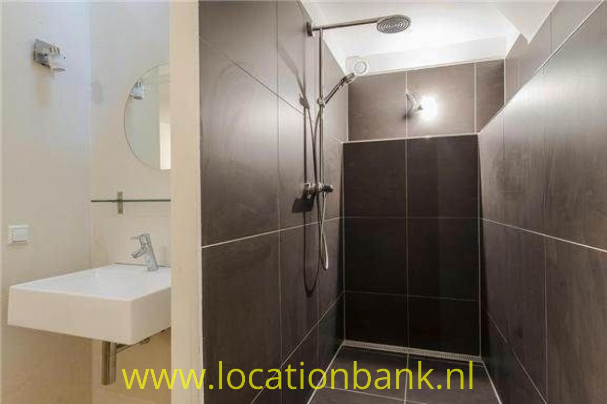 douche badkamer