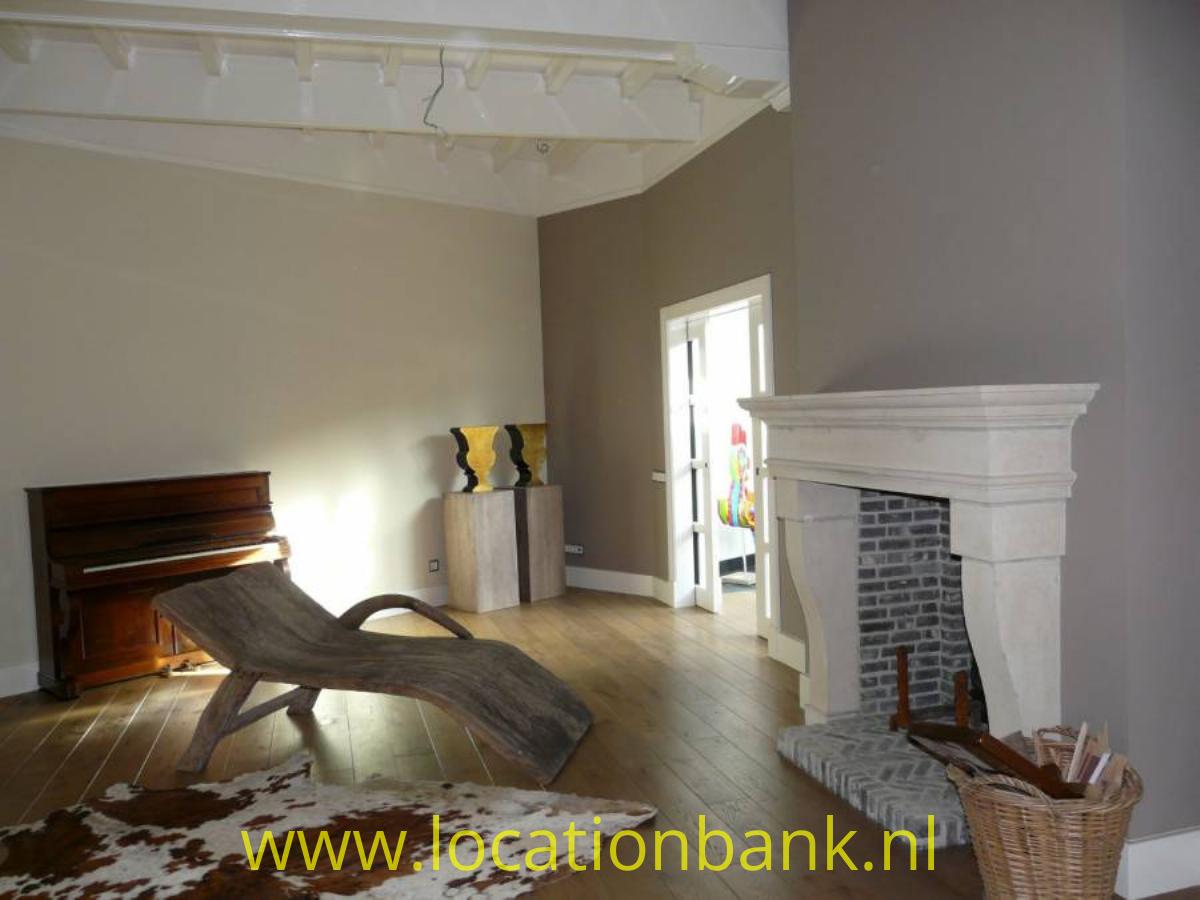 woonkamer met openhaard