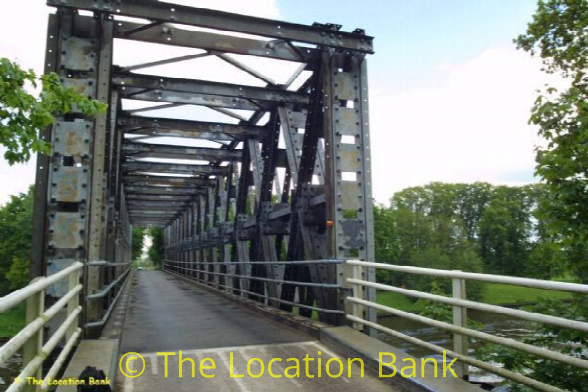 Antiker iron Vorkriegsbr&uuml;cke