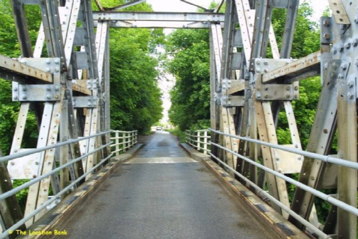 Antiker Iron prewar onelane Br&uuml;cke