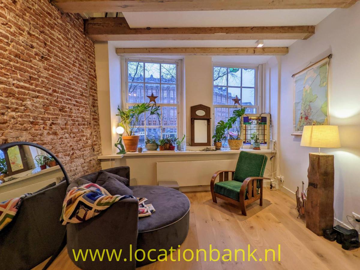 Amsterdams Appartement bakstenen muur