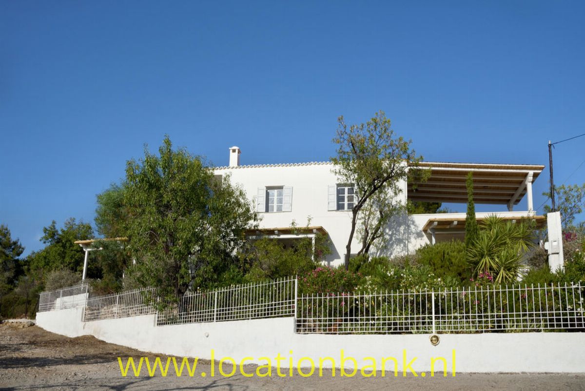 Aangezicht vanaf de weg