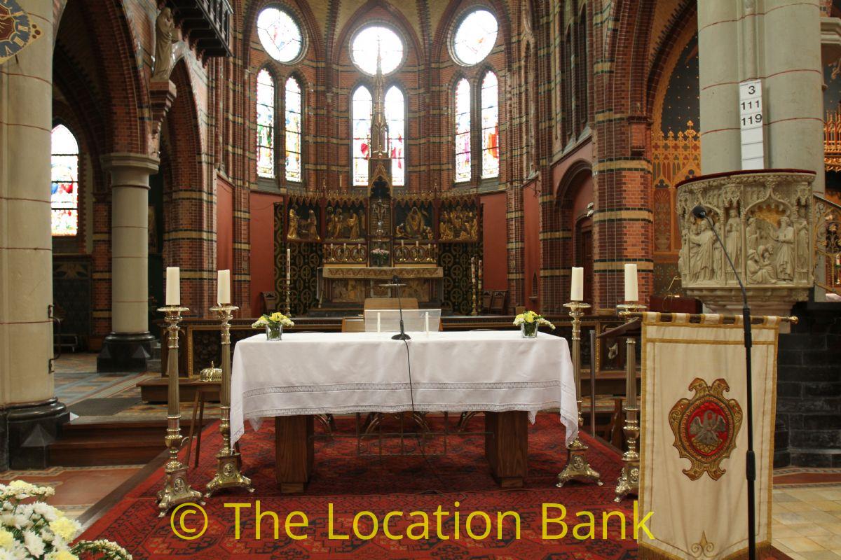 altaar in katholieke kerk