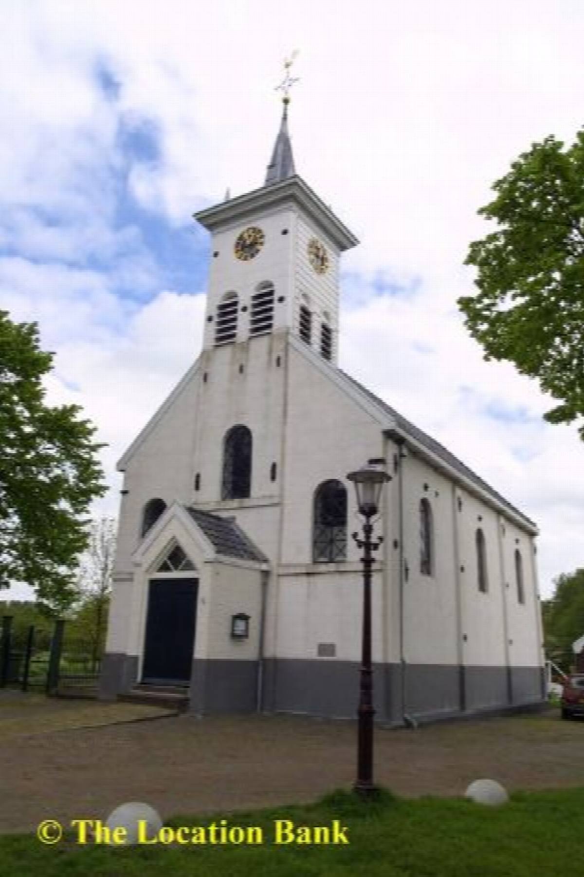 Church mit wooden interior