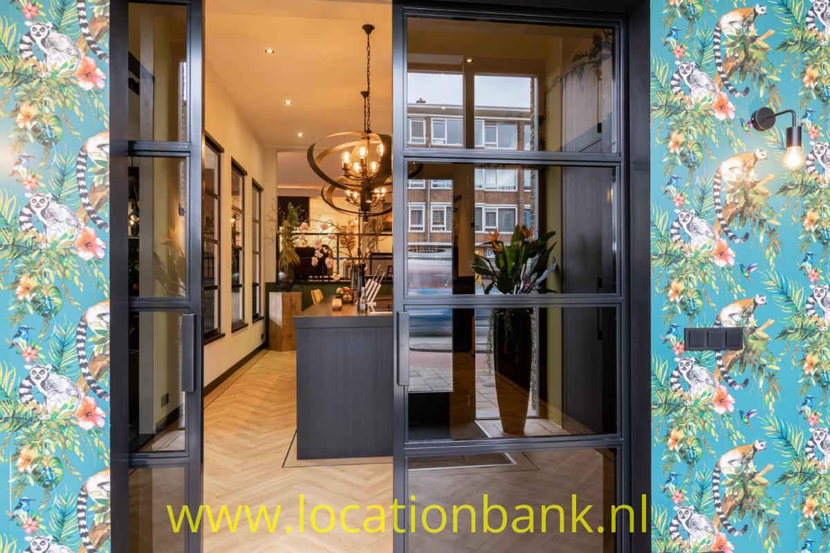 bloemetjes behang frans