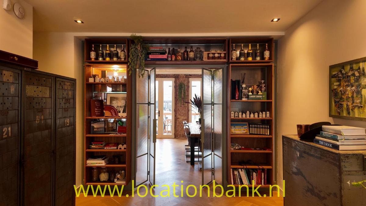 keuken vanaf de woonkamer 