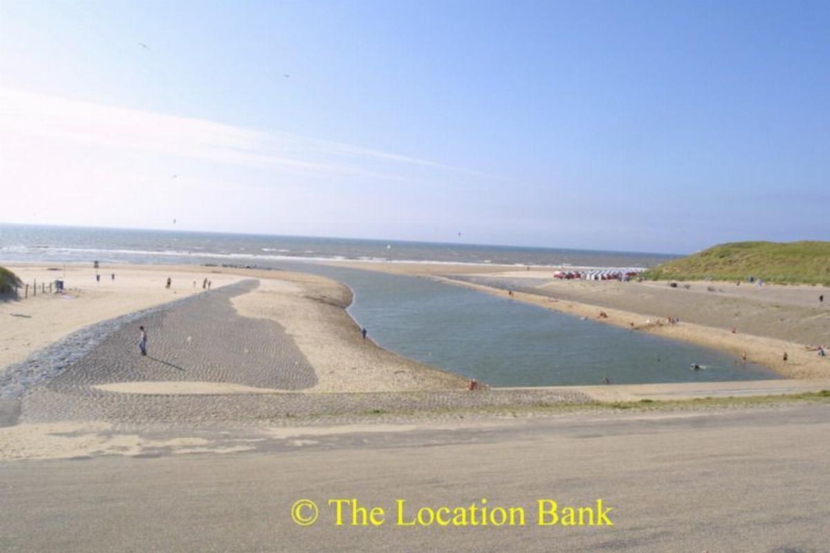 Rivier monding aan het strand