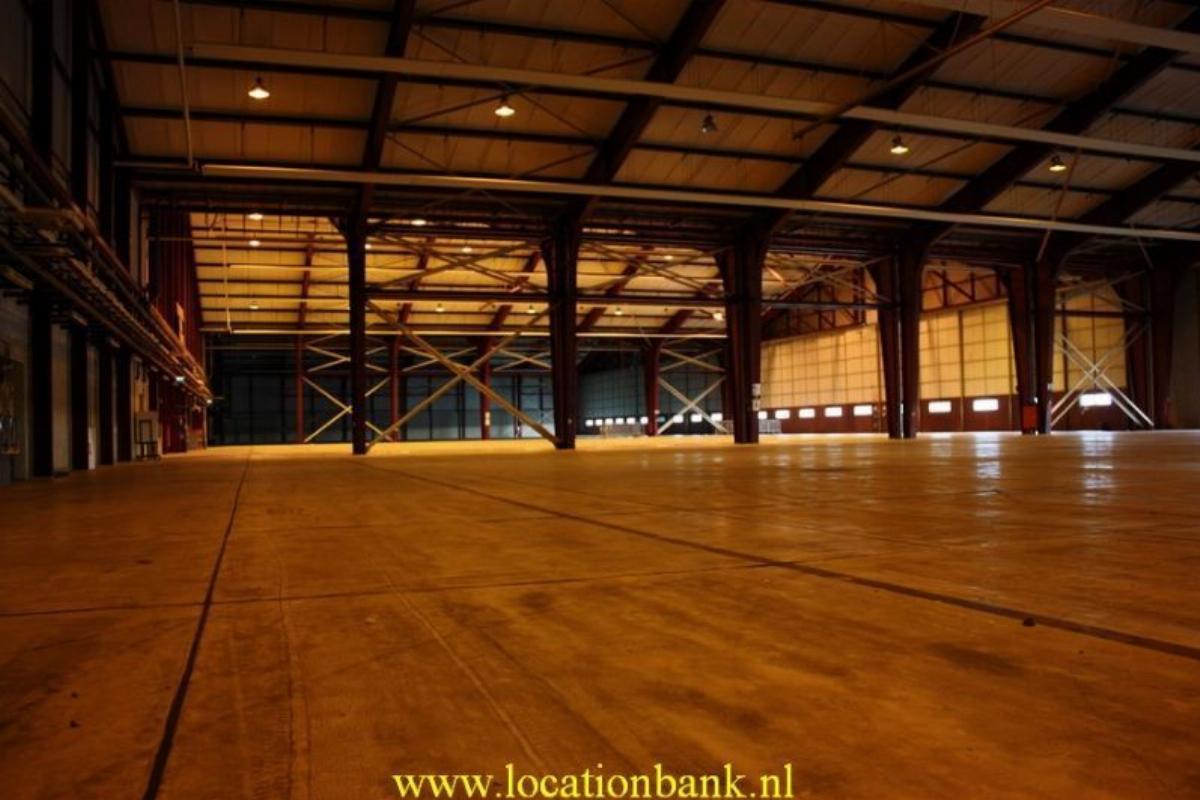 Hangar lege loods