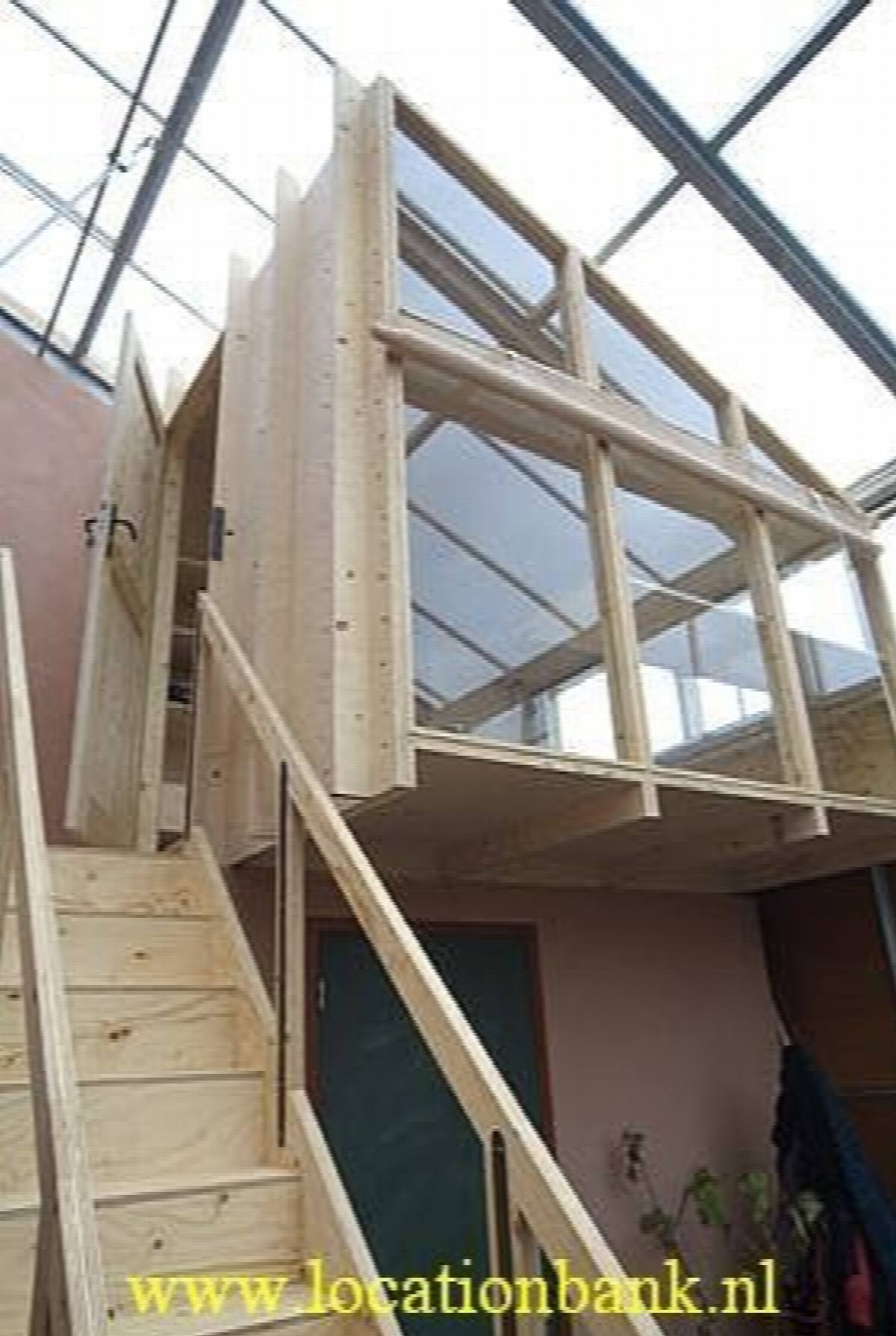 Huis met veel glas