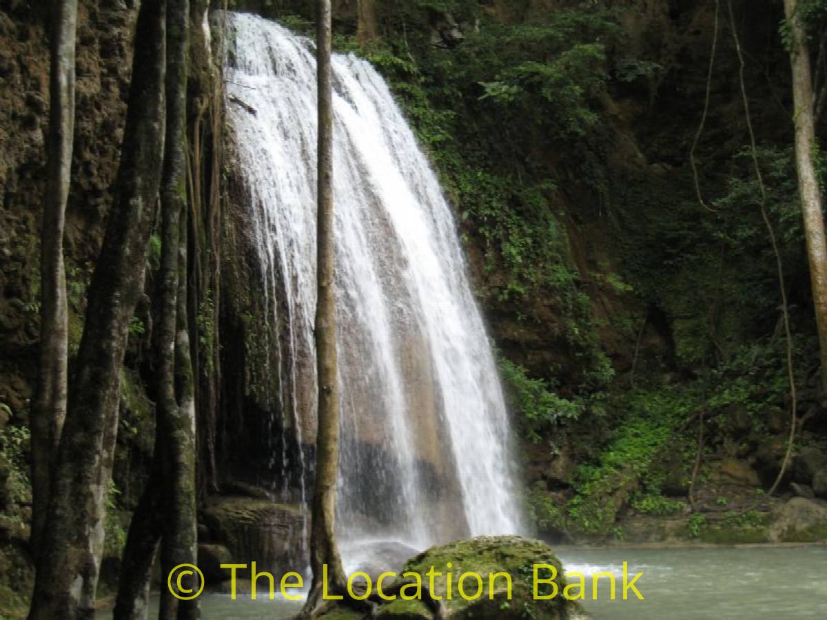 tropical Wasserfall