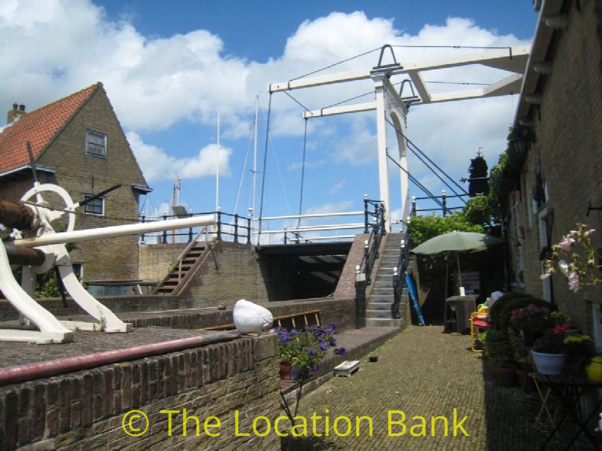 Sluice oder water lock