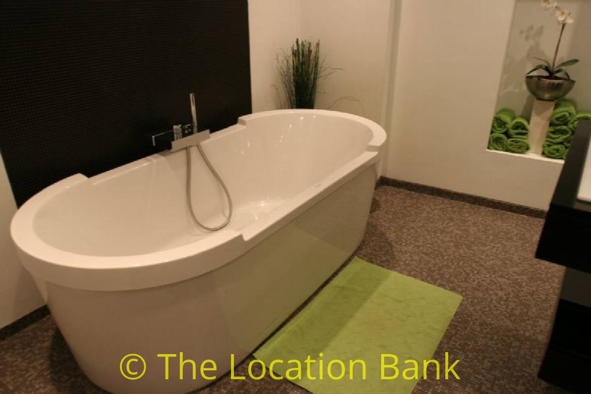 Badezimmer mit Badewanne