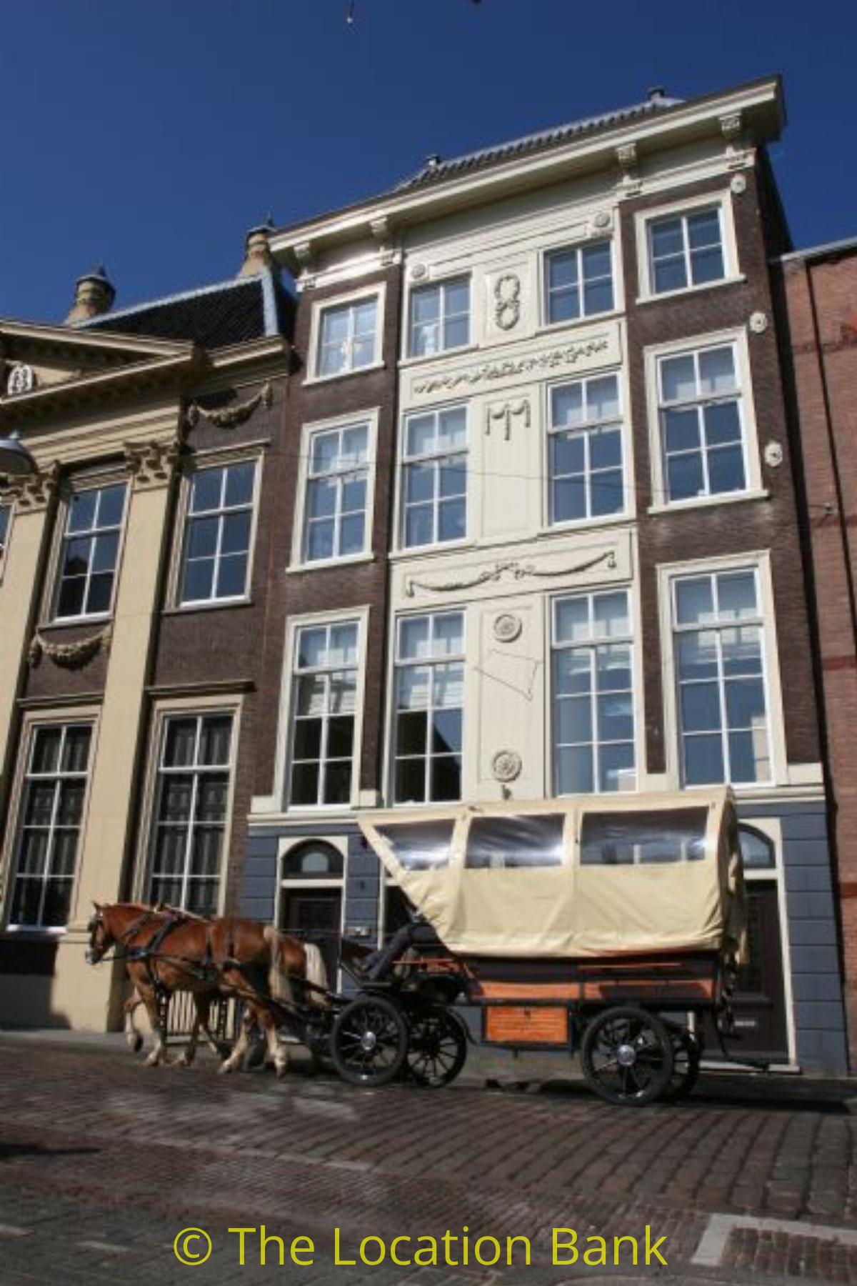 straat met herenhuis