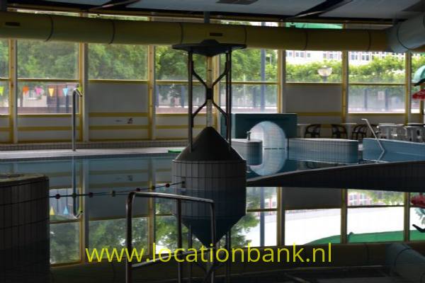 filmlocatie openbaar Zwembad