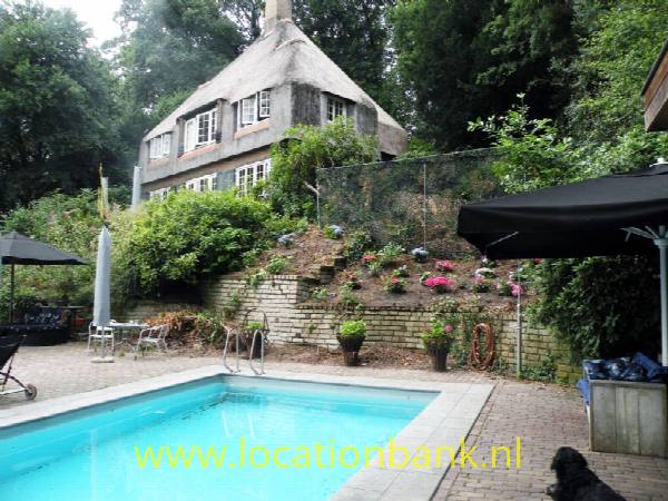 filmlocatie klassieke villa met prive zwembad
