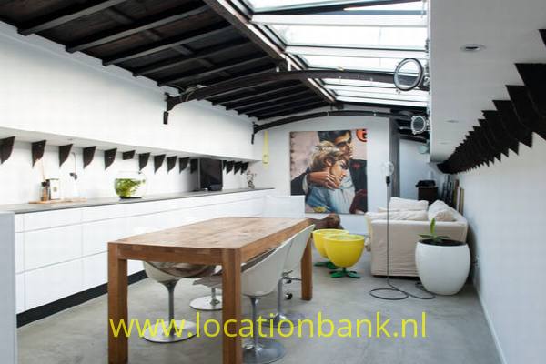 filmlocatie Woonschip op de Amstel in Amsterdam Centrum bij de Hermitage