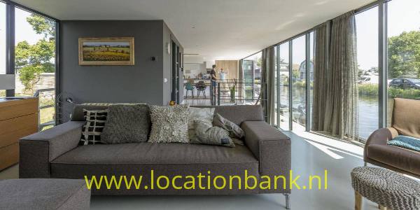 filmlocatie woonark woonboot woonschip Design watervilla