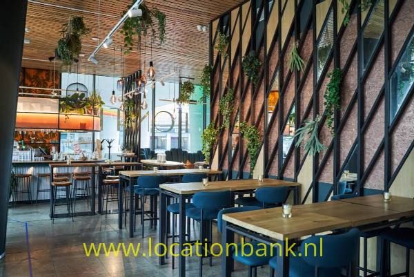 filmlocatie Cafe Kroeg restaurant dakterras en Discotheek