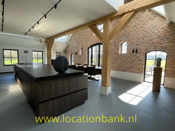filmlocatie woonboerderij Villa landelijk met moderne keuken