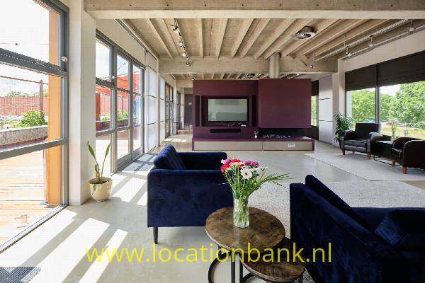 filmlocatie Loft appartement vergaderzaal meeting