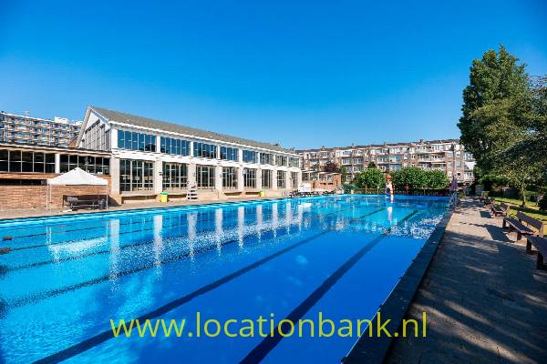 filmlocatie zwembad Buitenbad publiek zwembad