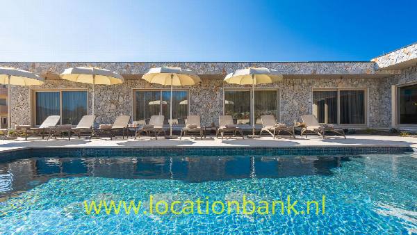 filmlocatie Villa met prive zwembad en tennisbaan in Kroatië