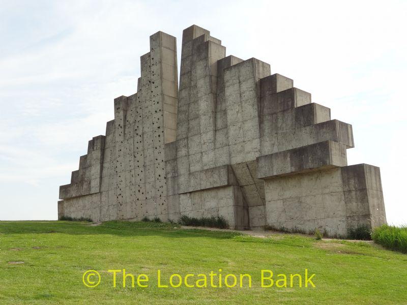 Climbing wall or concrete wall