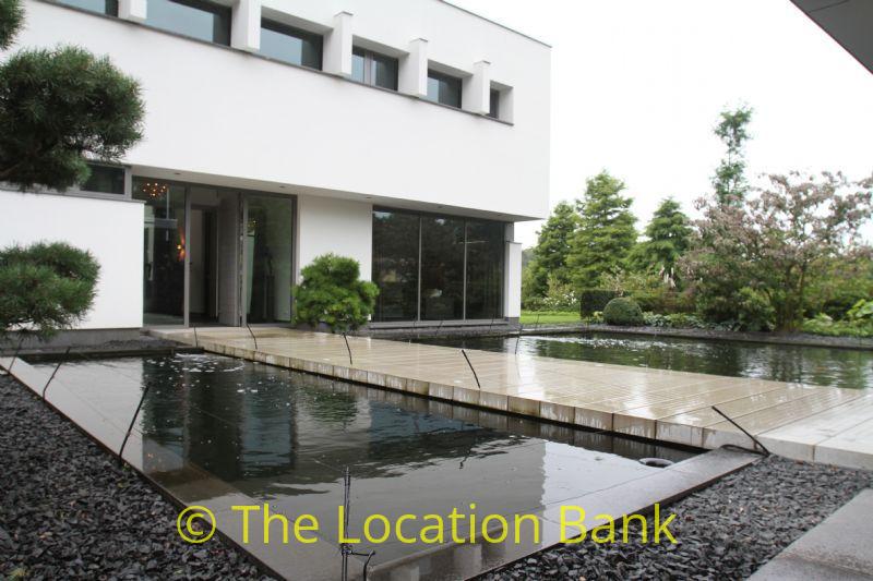 White modern Villa