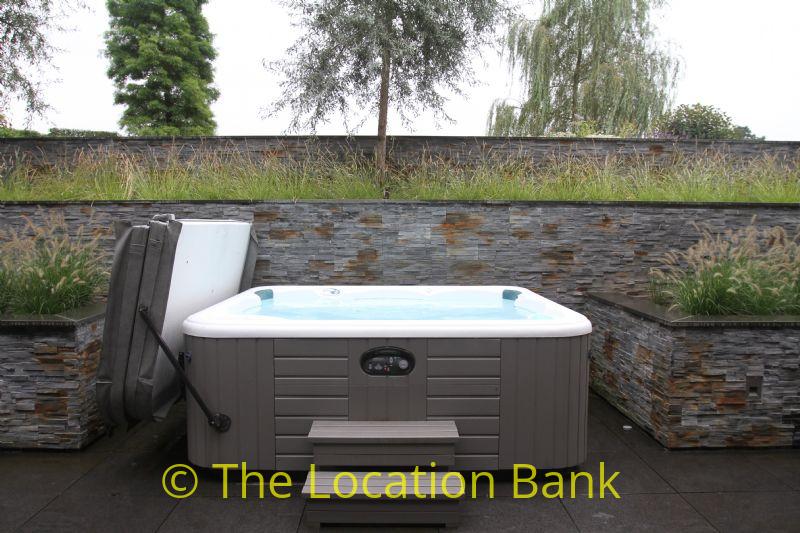 Jacuzzi