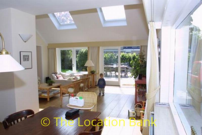 Very light house with a beautifull wooden floor.