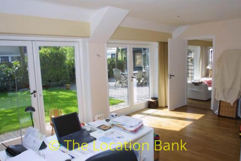 Very light house with a beautifull wooden floor.