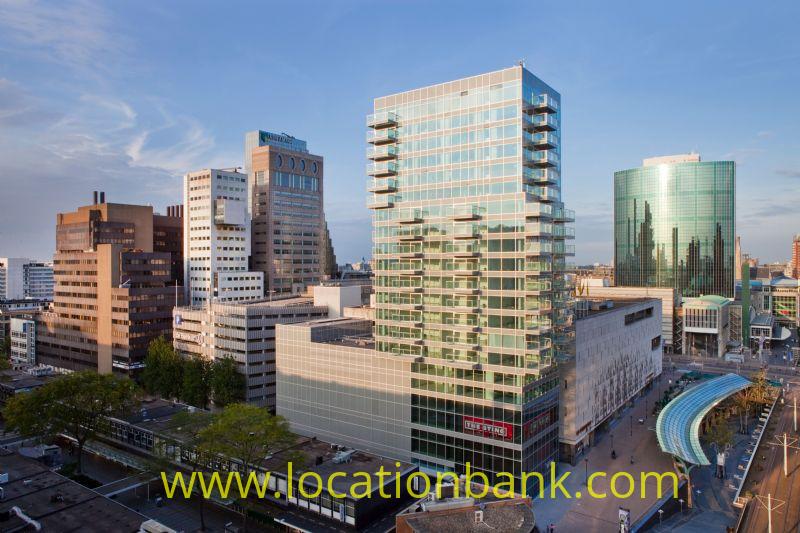 luxe appartement met skyline en uitzicht over Rotterdam