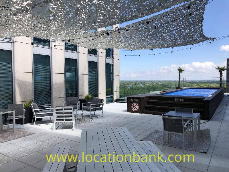 Roof terrace with pool