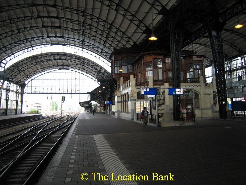 Trainstation railway station