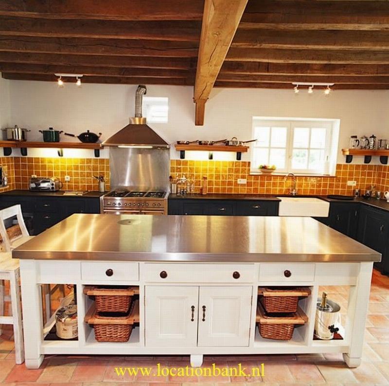 Kitchen in country-style
