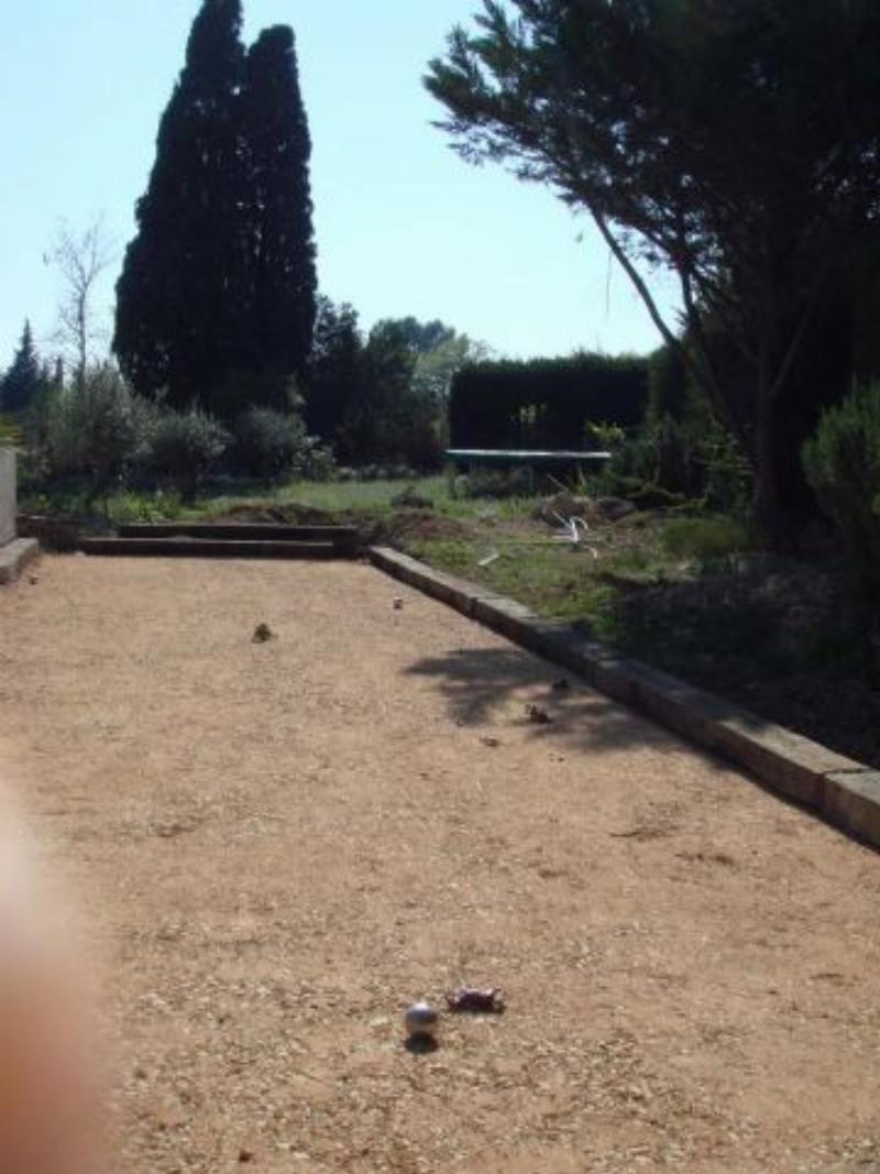 ' jeux des boules'  play field