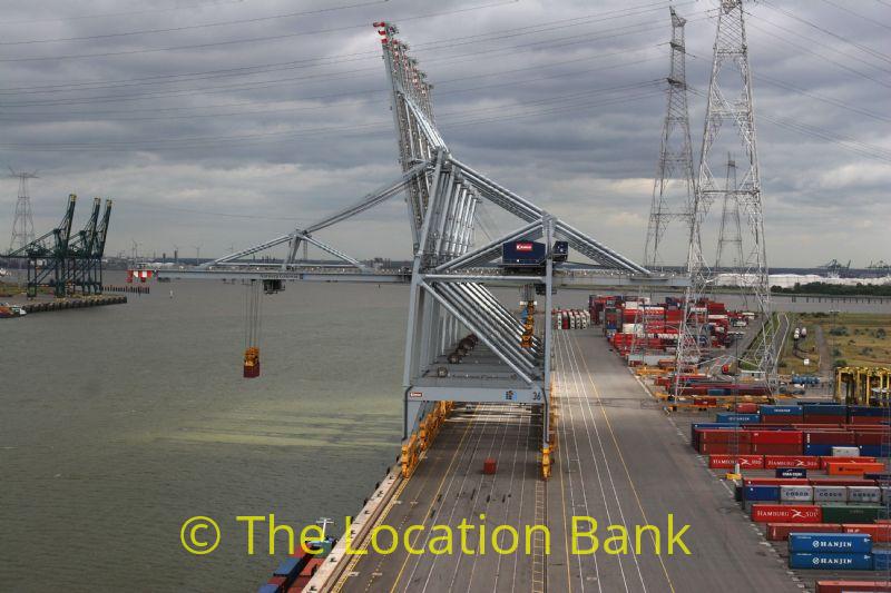 Harbour or container terminal with cranes