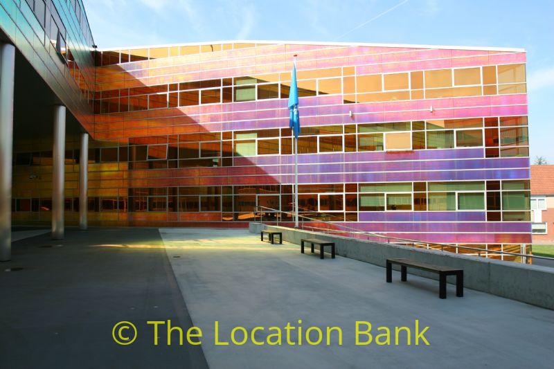 Colourfull Architecture which changes colour mit the position of the sun