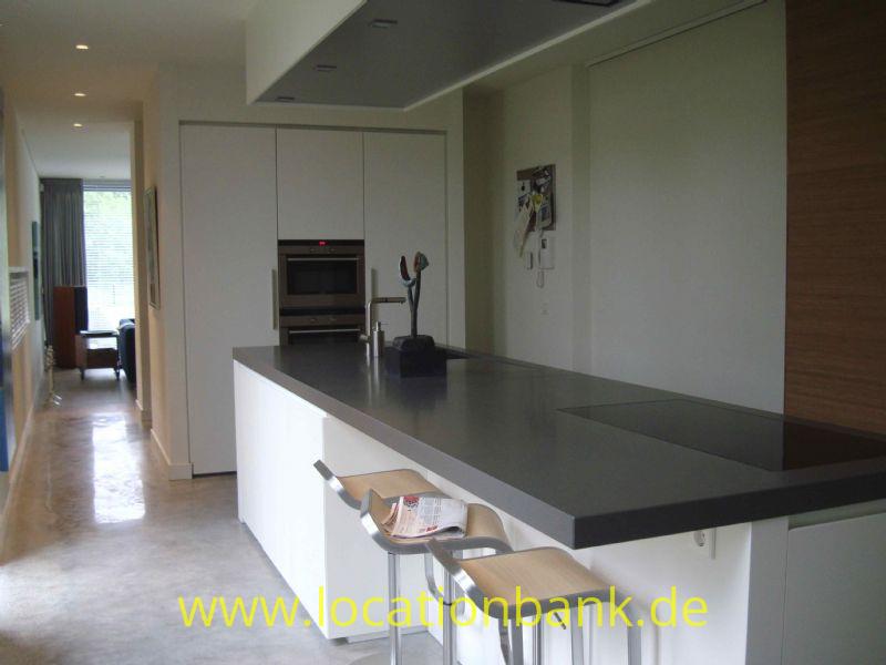 Küche mit cooking island