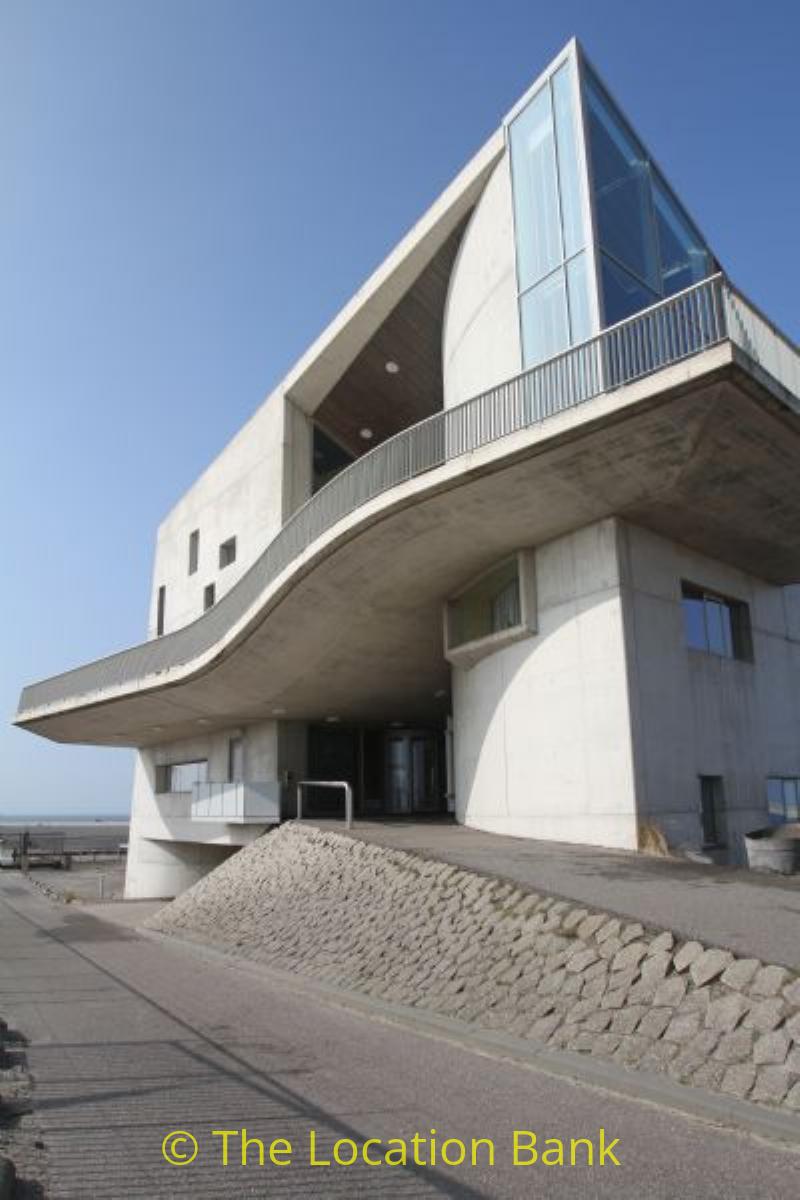 Moderne Concrete building