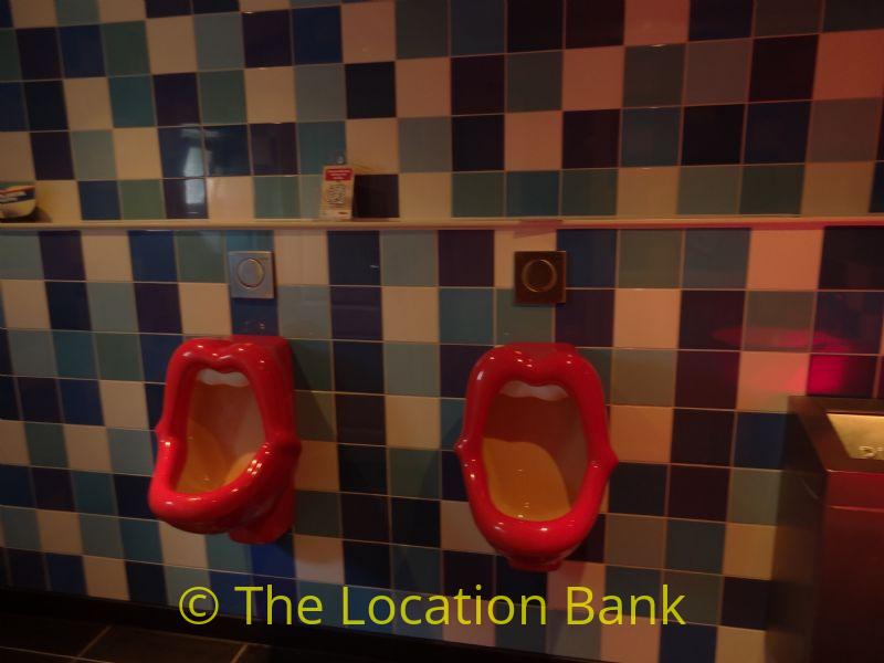 Toilette oder Badezimmer