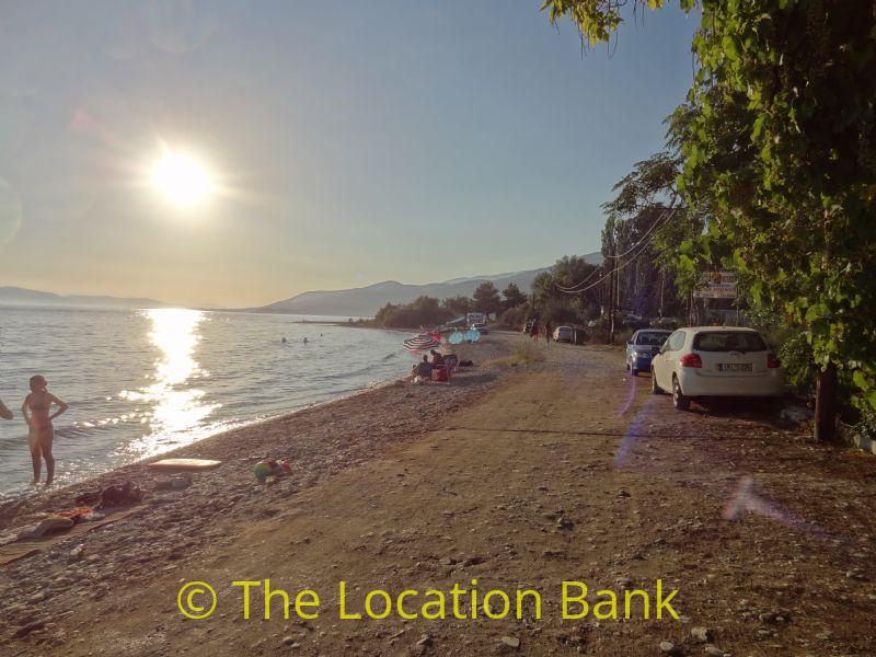 Greek unpaved Straße along the greek sea