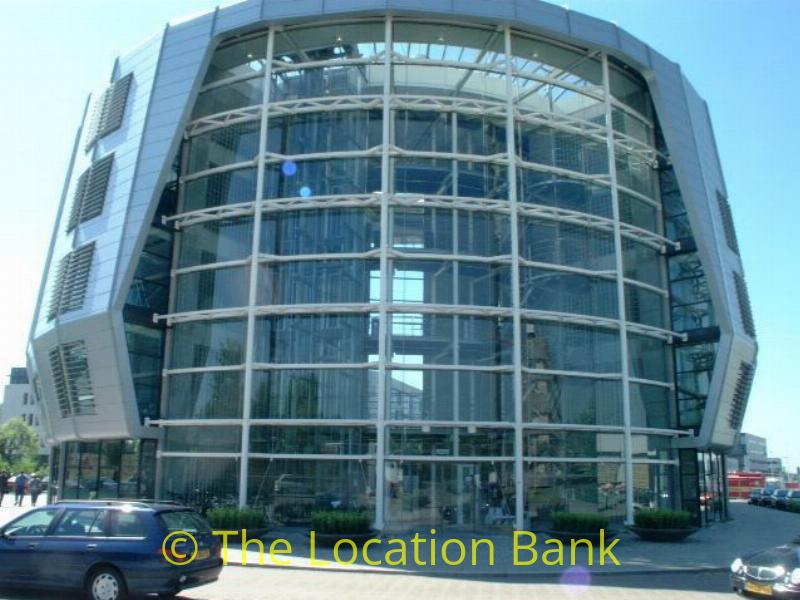 Hichtec B&uuml;ro building modern architecture