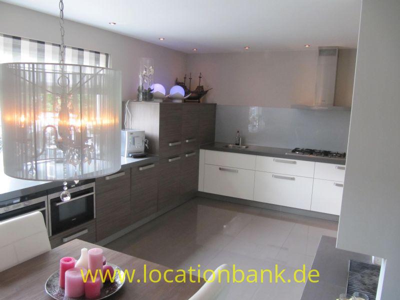 Wohnzimmer und K&uuml;che