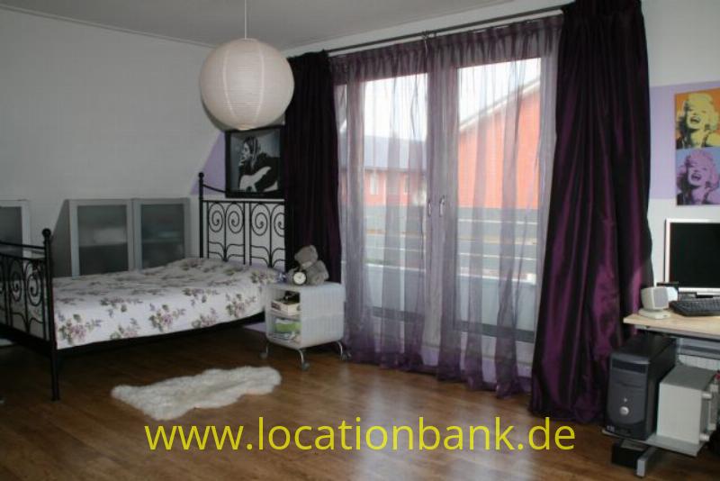 gro&szlig;es Schlafzimmer