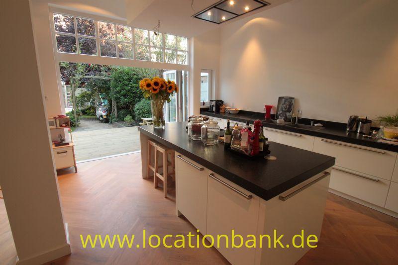Wohnzimmer mit offene K&uuml;che